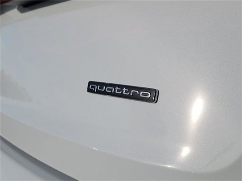 New 2026 Audi Q7 3.0T Premium Plus image 9