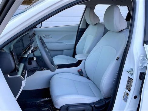 Used 2026 Hyundai Kona SE FWD image 27