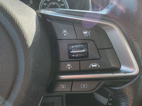 Used 2019 Subaru Forester Premium image 18