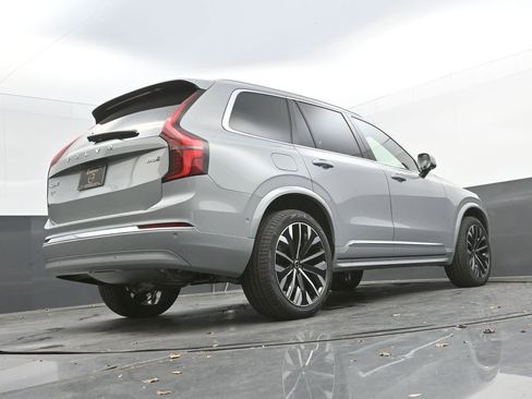 New 2026 Volvo XC90 B6 Plus w/ Protection Package Premier AWD/4WD image 34