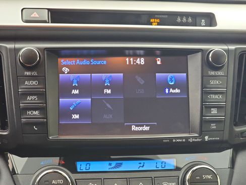 Used 2018 Toyota RAV4 Limited FWD image 21