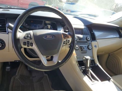 Used 2014 Ford Taurus SEL image 14