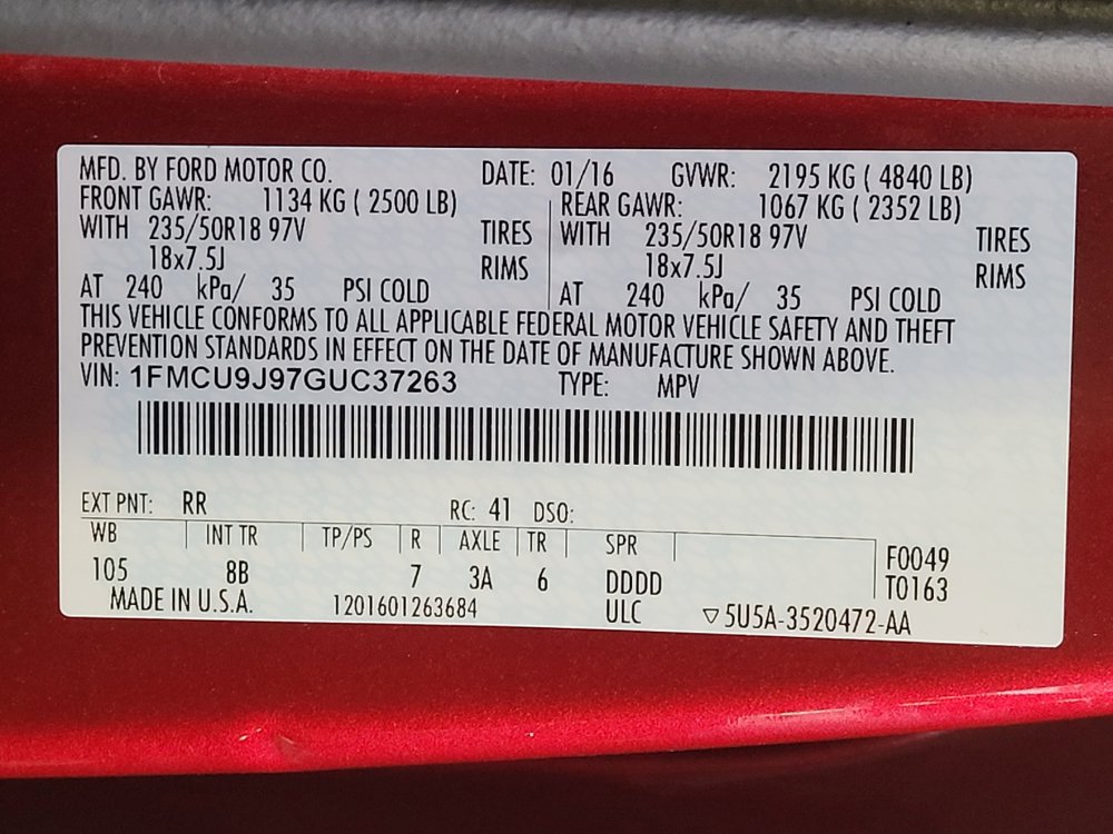 Used 2016 Ford Escape Titanium w/ Equipment Group 301A AWD/4WD image 33