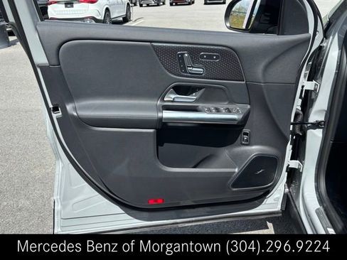 New 2026 Mercedes-Benz GLA 35 AMG 4MATIC image 11