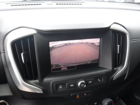 Used 2022 GMC Terrain SLE w/ LPO, Floor Liner Package FWD image 18