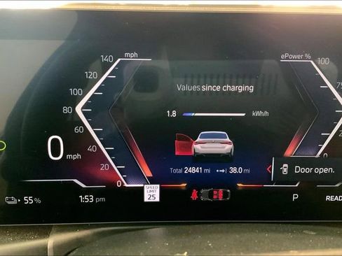 Used 2023 BMW i4 eDrive35 w/ Premium Package image 9