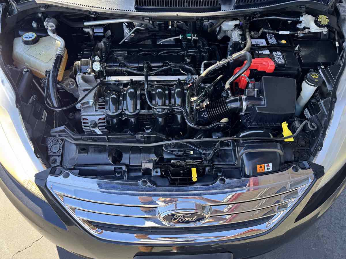 Used 2013 Ford Fiesta SE FWD image 18