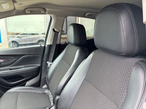 Used 2019 Buick Encore Preferred w/ Safety Package AWD/4WD image 12