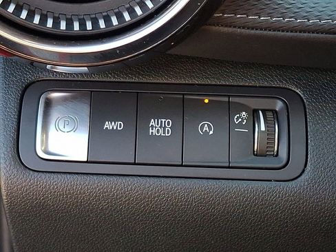 Used 2026 Chevrolet Equinox LT image 27