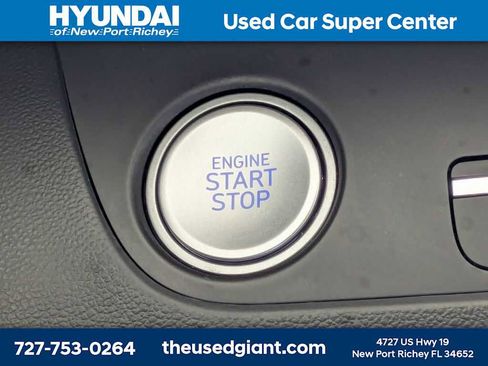Used 2024 Hyundai Elantra SEL FWD image 30