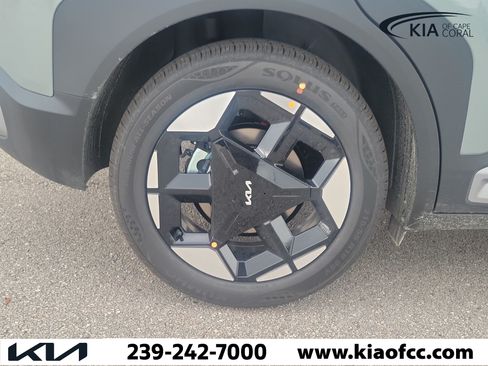 New 2027 Kia Seltos S FWD image 10