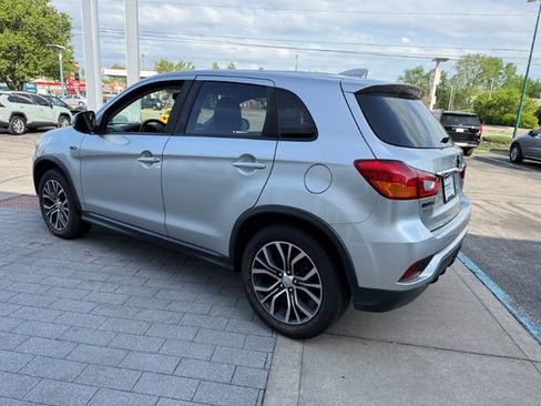 Used 2019 Mitsubishi Outlander Sport SE image 4