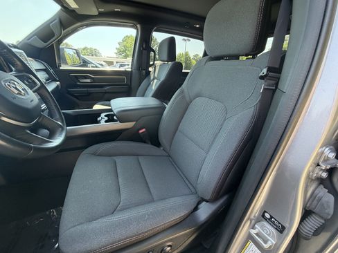 Used 2022 RAM 1500 Big Horn AWD/4WD image 15