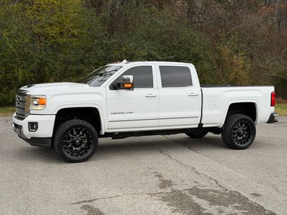 Used 2019 GMC Sierra 2500 Denali w/ Duramax Plus Package