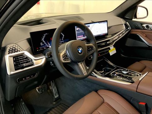 New 2026 BMW X7 xDrive40i AWD/4WD image 8