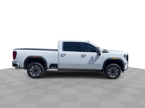 New 2025 GMC Sierra 3500 Denali Ultimate image 9