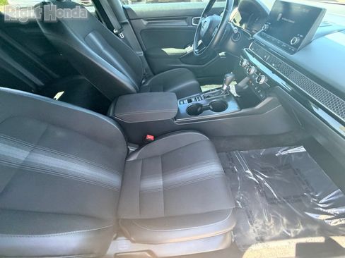 Certified 2025 Honda Civic Sport image 14