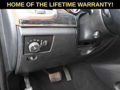 Used 2012 Jeep Grand Cherokee Overland Summit image 16