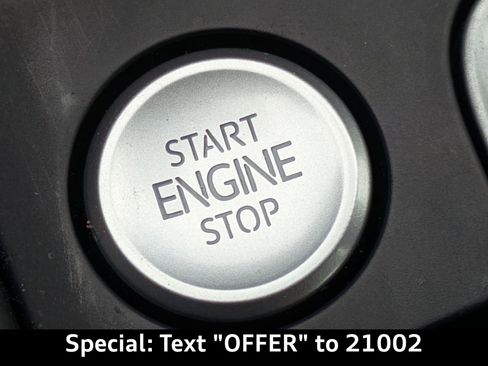 Used 2024 Volkswagen Jetta SE image 32