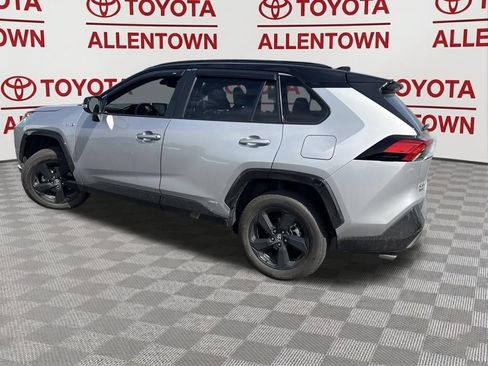 Used 2021 Toyota RAV4 XSE AWD/4WD image 2