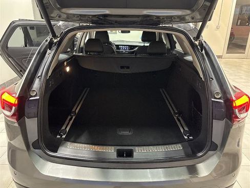 Used 2018 Buick Regal Essence w/ Driver Confidence Package #1 image 27