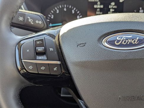 Used 2022 Ford Escape SE w/ SE Sport Appearance Package image 14