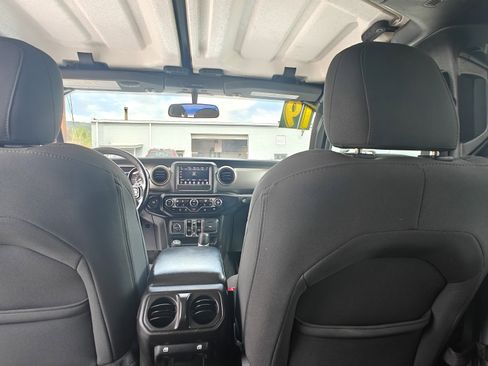 Used 2019 Jeep Wrangler Unlimited Sport S image 18