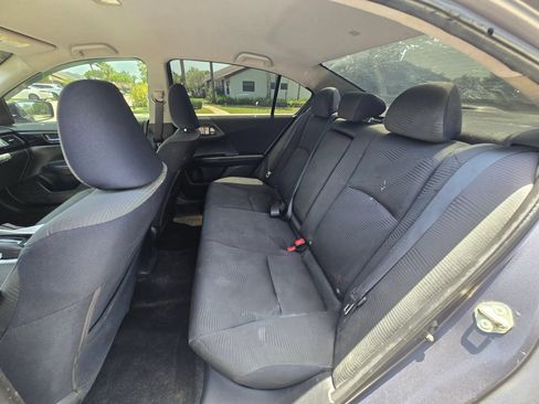 Used 2017 Honda Accord LX image 12