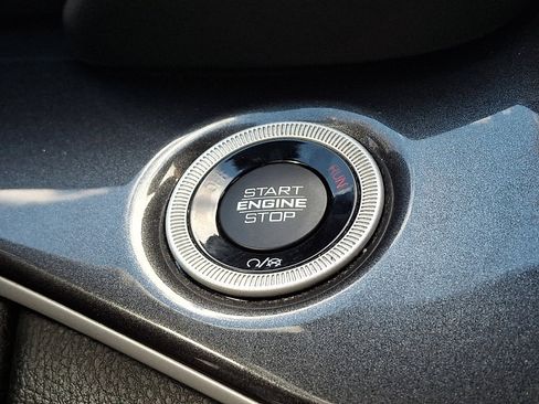 Used 2023 Jeep Grand Cherokee Altitude image 23