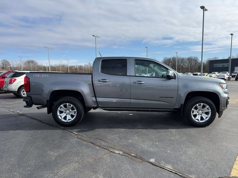 Used 2022 Chevrolet Colorado LT w/ Luxury Package image 4