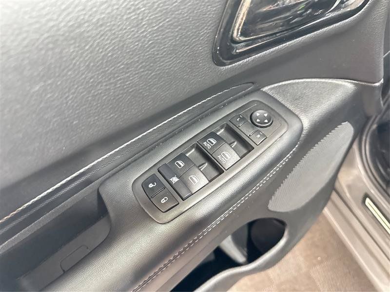 Used 2022 Dodge Durango GT AWD/4WD image 35