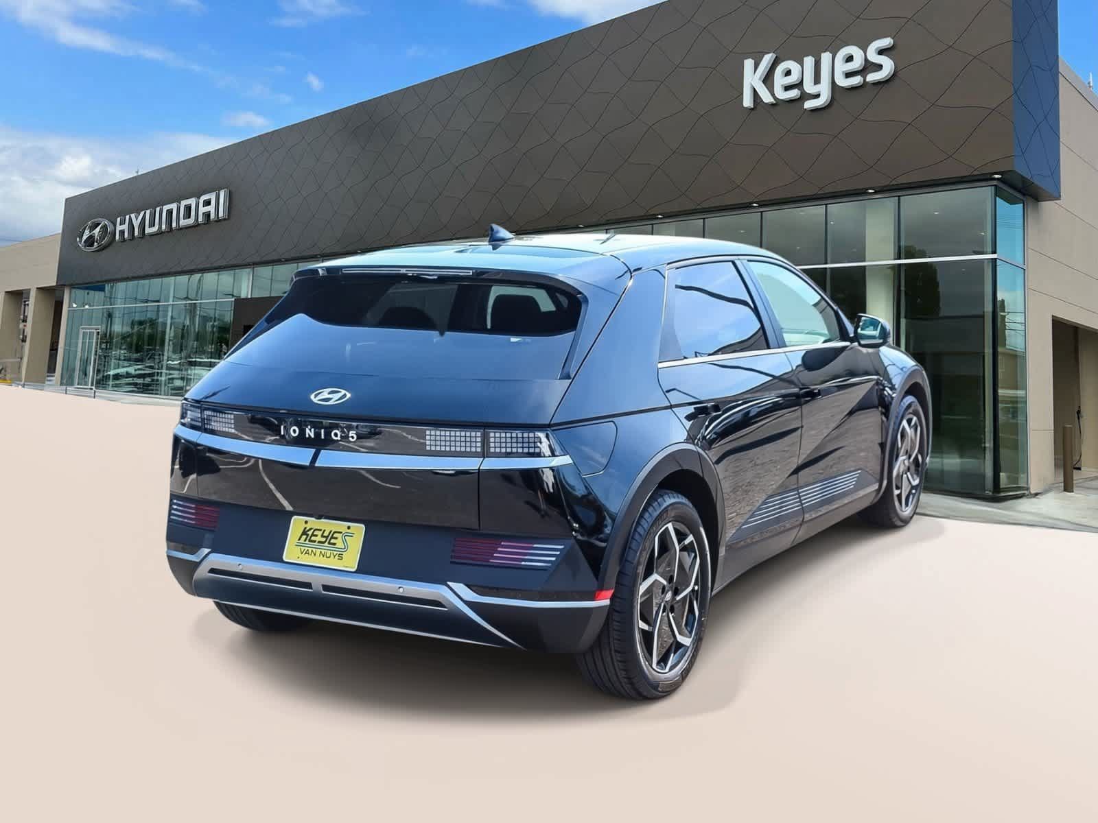 Used 2024 Hyundai Ioniq 5 SEL RWD image 4