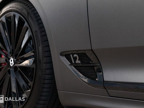 Used 2022 Bentley Continental GT Speed image 12