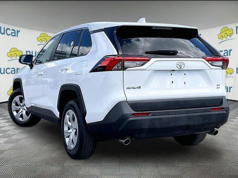 Certified 2025 Toyota RAV4 LE AWD/4WD image 4