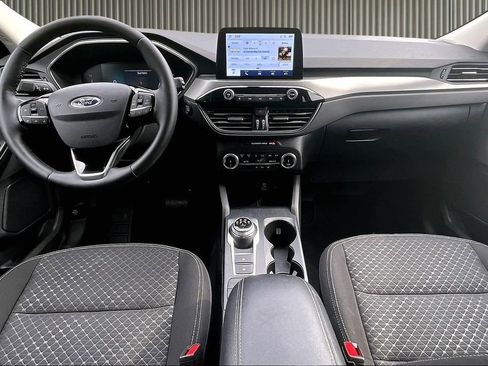 Used 2023 Ford Escape Active AWD/4WD image 17