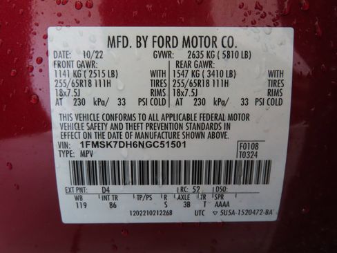 Used 2022 Ford Explorer XLT image 30