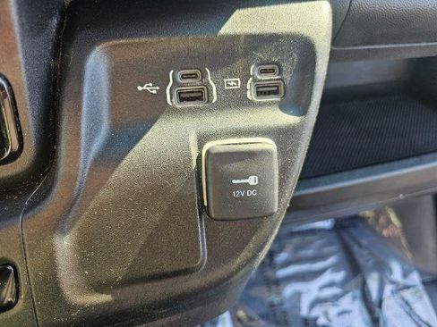 Used 2022 RAM ProMaster 2500 FWD image 19