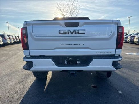Used 2024 GMC Sierra 2500 Denali Ultimate image 5