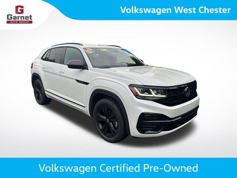 Certified 2023 Volkswagen Atlas Cross Sport SEL R-Line AWD/4WD image 8