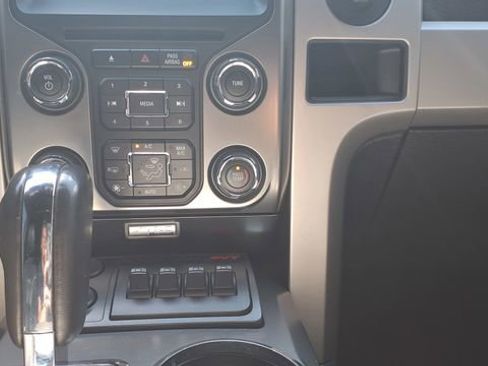 Used 2013 Ford F150 Raptor w/ Luxury Equipment Group image 28