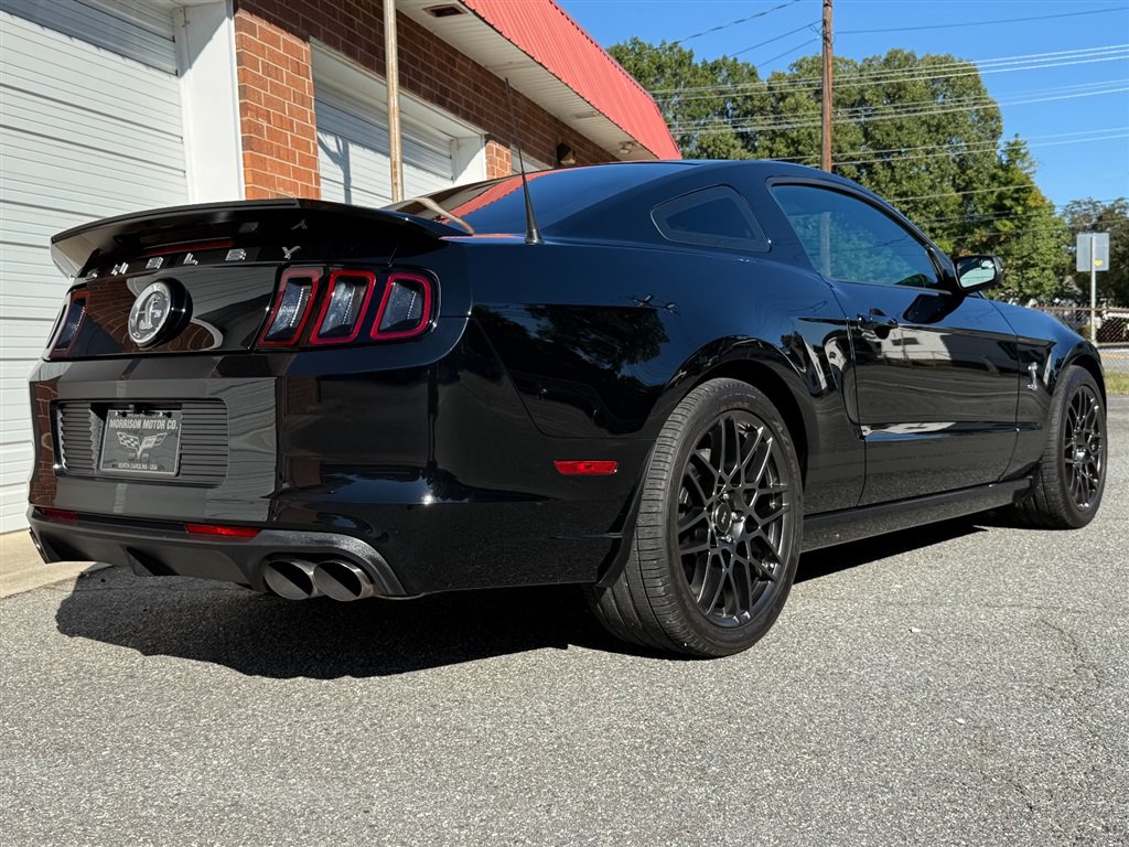 Used 2014 Ford Mustang Shelby GT500 w/ Equipment Group 821A RWD image 36