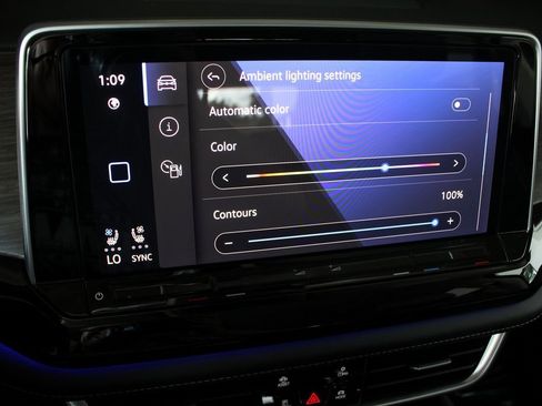 New 2025 Volkswagen Atlas SEL image 25