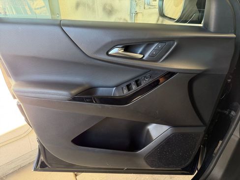 Used 2025 Chevrolet Equinox LT image 20