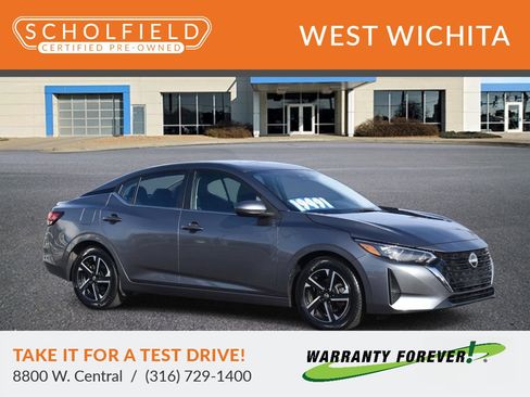Used 2024 Nissan Sentra SV image 1