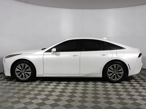 Used 2021 Toyota Mirai w/ Advanced Technology Package RWD image 33