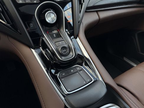 Used 2023 Acura RDX AWD w/ Advance Package image 16