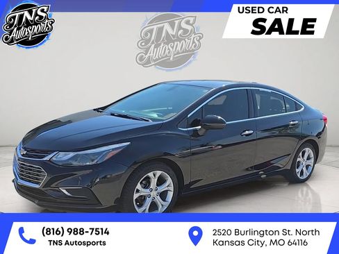 Used 2017 Chevrolet Cruze Premier FWD image 1