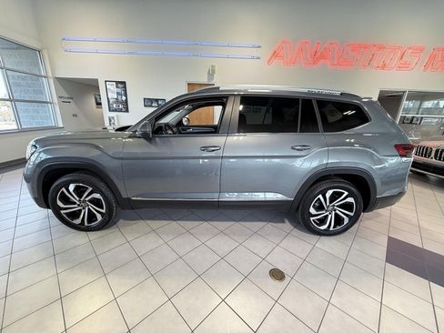 Used 2023 Volkswagen Atlas SEL image 4