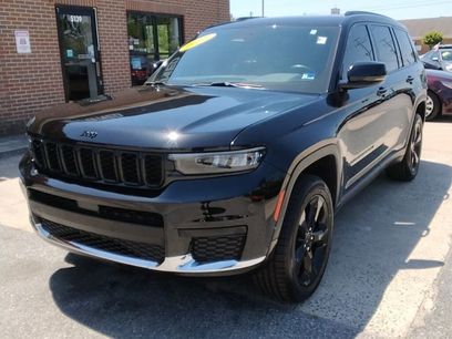 Used 2023 Jeep Grand Cherokee L Laredo