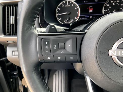 Used 2023 Nissan Pathfinder SL w/ SL Premium Package FWD image 22